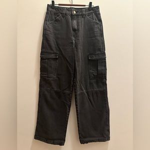 H&M cargo jeans. Size 6. Women/girls. Petite. Inseam 27 inches.
